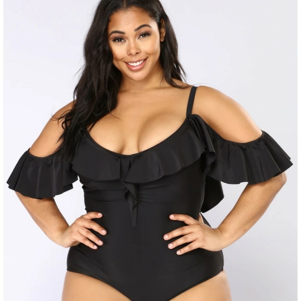Black Off the shoulder swimsuit